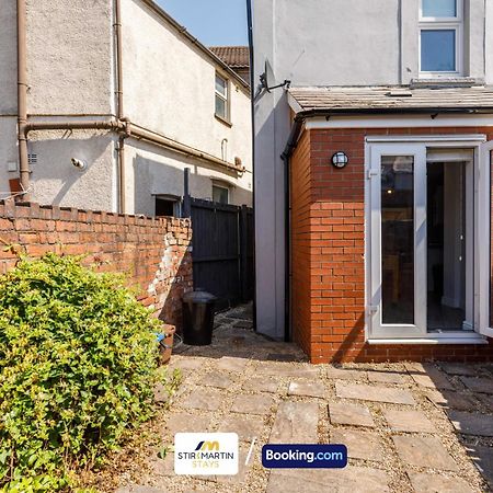 Comfy 3Bed House By Stirkmartin Stays Short Lets & Serviced Accommodation Cardiff With Free Parking & 8Mins To City Centre Exteriör bild
