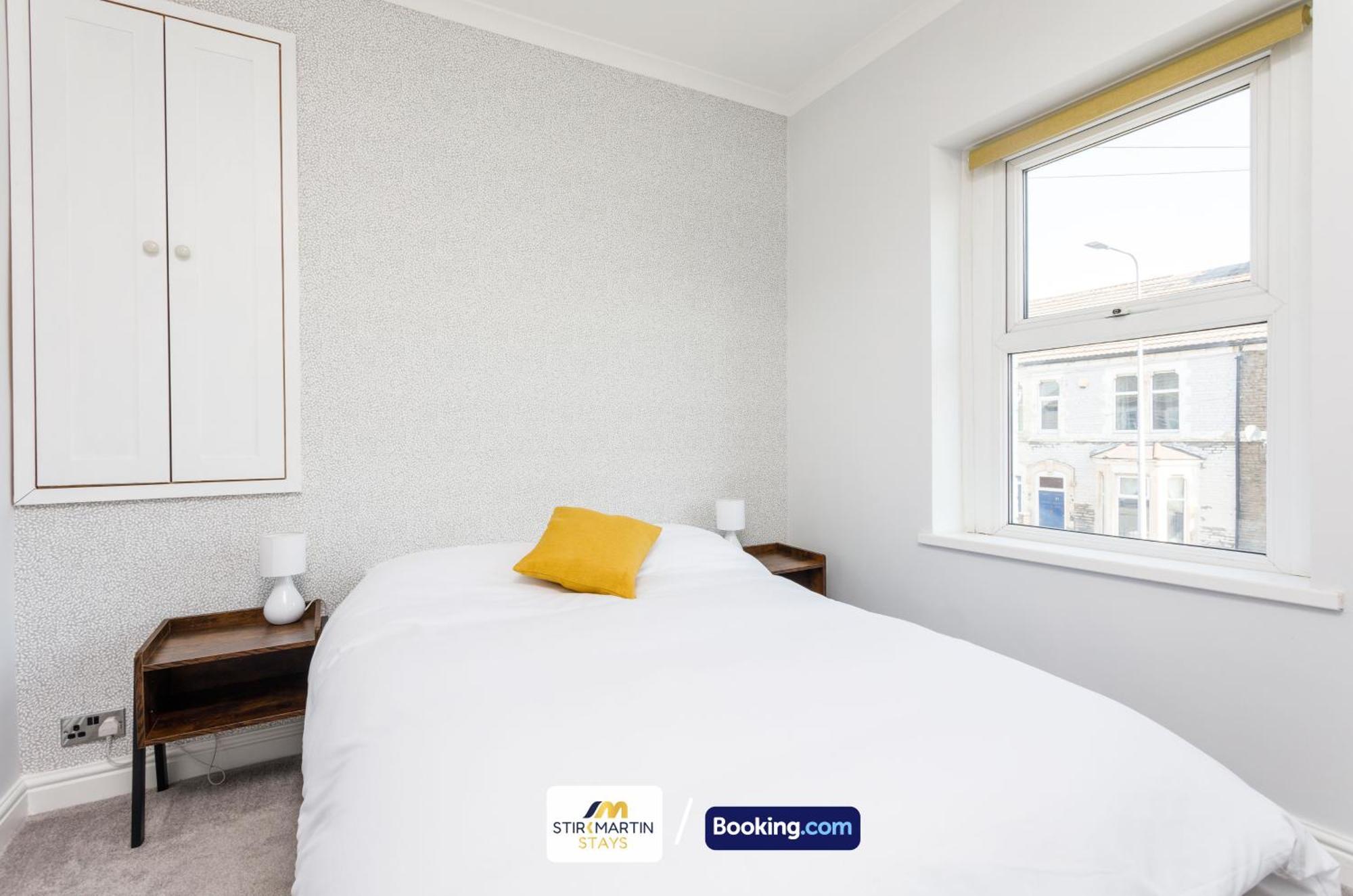 Comfy 3Bed House By Stirkmartin Stays Short Lets & Serviced Accommodation Cardiff With Free Parking & 8Mins To City Centre Exteriör bild